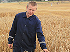 Driver from Aleksandriyskoye farm Igor Erashov transports 4,000 tonnes of grain
