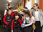 长沙市中小学生在莫吉廖夫第4中学