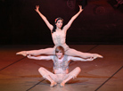 白俄罗斯芭蕾舞明星亚历山德拉•奇日喀和杰尼斯•科里姆克