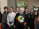 Leonid Shchemelev accepts congratulations