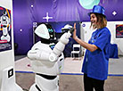 Выставка "Мир будущего" в Минске: планета роботов, виртуальная реальность и умные технологии
