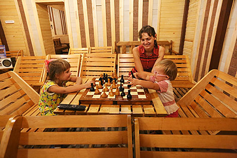 Дети из Алтая на отдыхе в белорусском санатории 