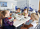 Дети из Алтая на отдыхе в белорусском санатории "Случ"