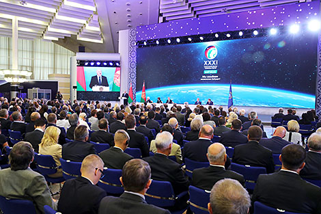 The International Space Congress 2018 in Minsk: Opening ceremony, star guests and greetings from the ISS crew