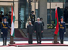 Церемония официальной встречи Президентом Беларуси Александром Лукашенко Президента Индии Пранаба Мукерджи во Дворце Независимости
