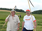 Lukashenko teaches Depardieu scything