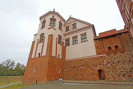 North-western tower