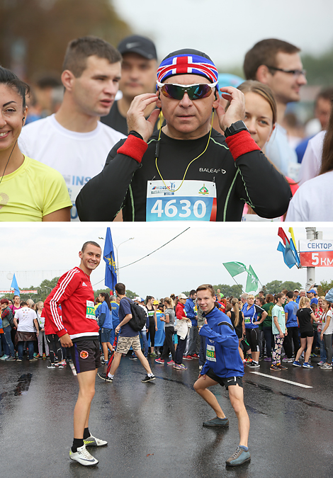Runners at the start line of Minsk Half Marathon 2016 at the Sports Palace