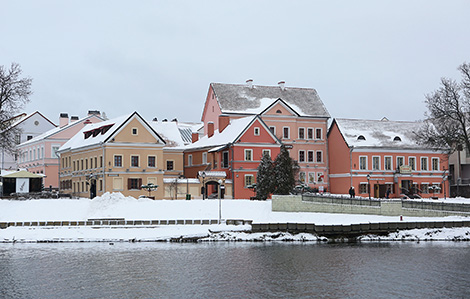 Снежное утро в Минске: Троицкое предместье 