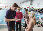 Aleksandra Gerasimenya holds clinic for young swimmers in Mogilev