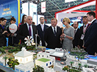 Премьер-министр Беларуси Андрей Кобяков посетил выставку "ТИБО-2017"
