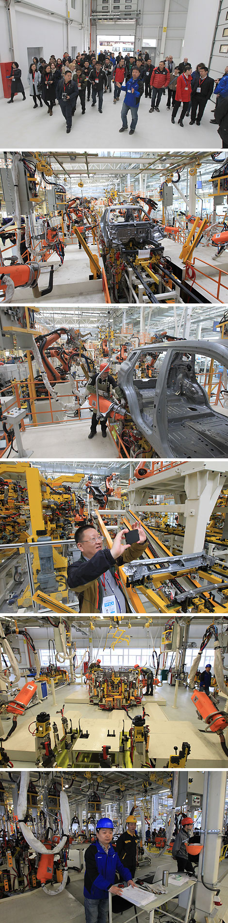 Chinese reporters visit BelGee car making plant 