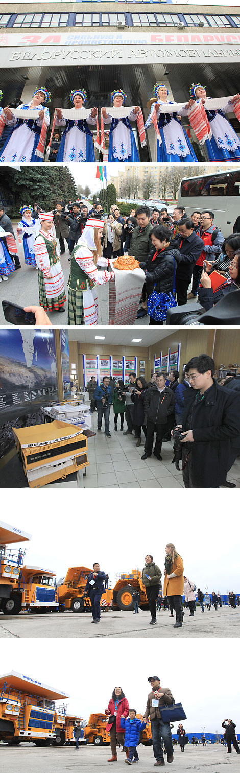 Chinese reporters visit BelAZ