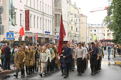 1944 partisans' parade reenactment in Minsk