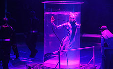 Шоу братоў Запашных "UFO. Цырк з іншай планеты" ў Мінску