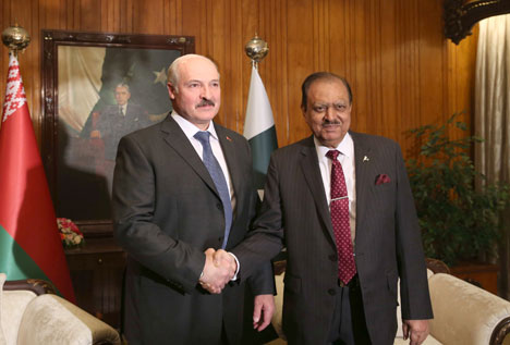 Lukashenko: Belarus and Pakistan should work hard to improve economic relations