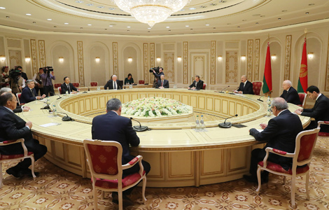 Belarus president in favor of universally acceptable cooperation principles for Europe