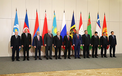 Lukashenko attends CIS Heads of State Council session in Sochi