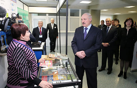 Belarus president against perfunctory awards for scientific works