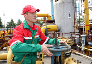 Белорусская делегация направляется в Москву для продолжения переговоров по поставкам нефти в 2010 году