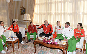 Александр Лукашенко встретился в Сочи с членами национальной команды по биатлону
