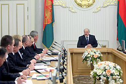 Лукашенко поручил в мае завершить подготовку законопроекта об изменениях в Избирательный кодекс