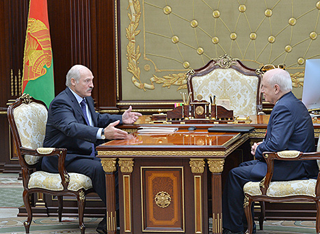 Лукашенко и Лебедев обсудили подготовку к предстоящему юбилейному саммиту СНГ в Бишкеке