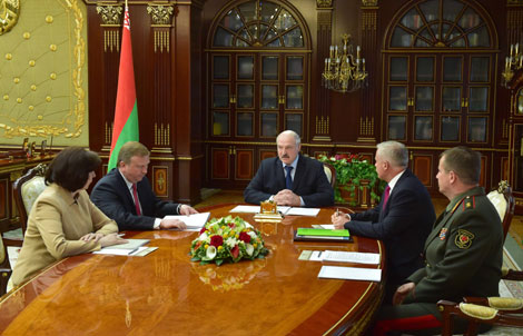 Новая концепция проведения парада в День Независимости обсуждена на встрече у Лукашенко