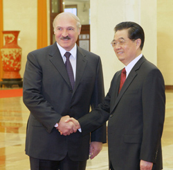 Президент Беларуси совершил рабочий визит в Китай