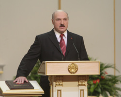 Состоялась торжественная церемония приведения к присяге А.Лукашенко