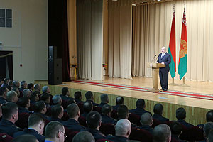Лукашенко: Происходящие в мире войны и конфликты не должны перешагнуть границу Беларуси