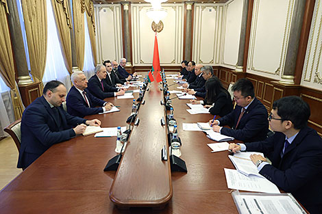 Сергеенко: Беларусь и впредь будет делать все для обеспечения непрерывных контактов с Китаем