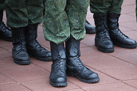 Военные Беларуси и России подписали пятилетнюю программу стратегического партнерства