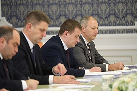 Правительство Беларуси предлагает усилить роль государства как собственника в управлении предприятиями