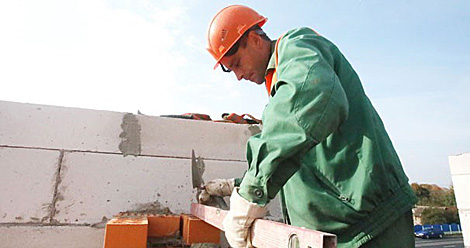 Лукашенко о жилищном строительстве в регионах: не надо строить 