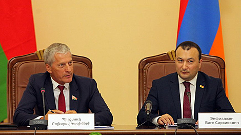 Минск и Ереван подчеркивают приверженность координации в международных парламентских организациях