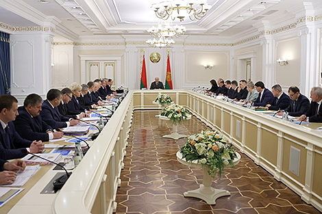 Лукашенко рассказал об ультиматуме Беларуси: требуют, чтобы мы стали как Украина