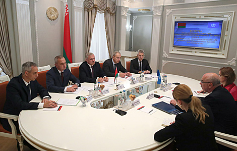 Зась и Воронков обсудили проблемы борьбы с международным терроризмом