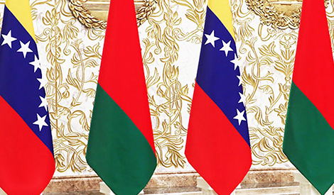 Спецпосланник президента Венесуэлы, старший брат Уго Чавеса, посещает Беларусь