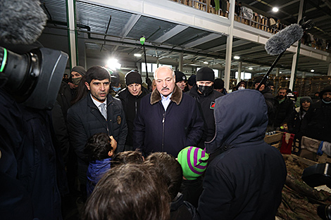 Лукашенко: если мы сейчас в Беларуси не решим проблему беженцев, она будет на порядок мощнее