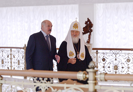 Лукашенко поздравил Патриарха Кирилла с 45-летием архиерейской хиротонии