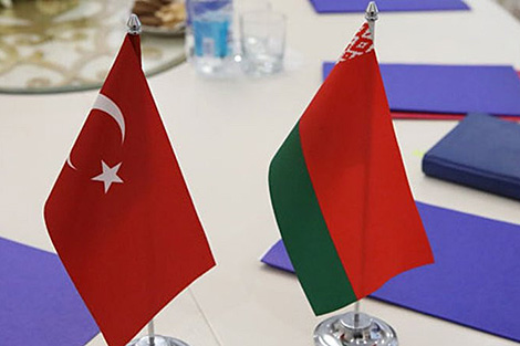 Лукашенко: Беларусь считает Турцию надежным и перспективным партнером