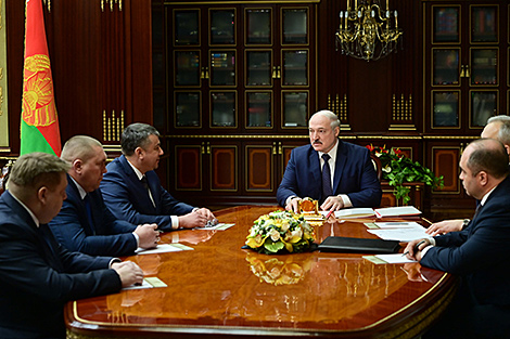 Госсекретарь Совбеза, губернатор и гендиректор СТВ - Лукашенко рассмотрел кадровые вопросы