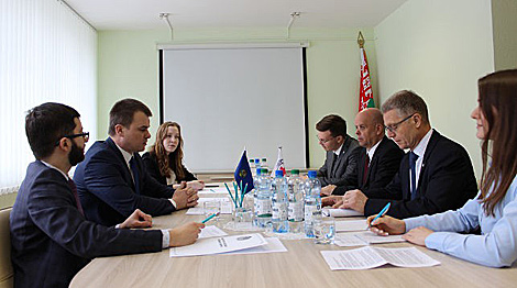 Глава региональной делегации МККК отметил эффективность сотрудничества с Минюстом Беларуси