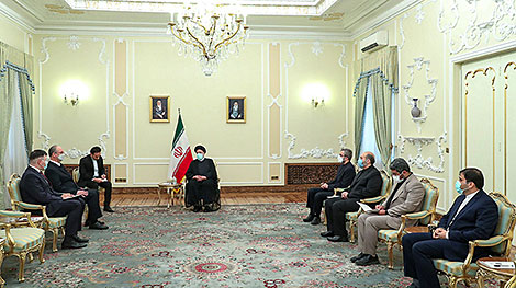 Посол Беларуси вручил верительные грамоты Президенту Ирана