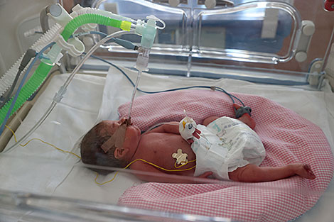 Медики из Средней Азии заинтересованы в белорусском опыте выхаживания недоношенных детей