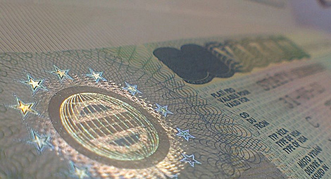 Стоимость шенгенских виз для белорусов снижается с 1 июля