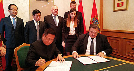 Belarus’ Borisov, China’s Ningbo sign cooperation agreement