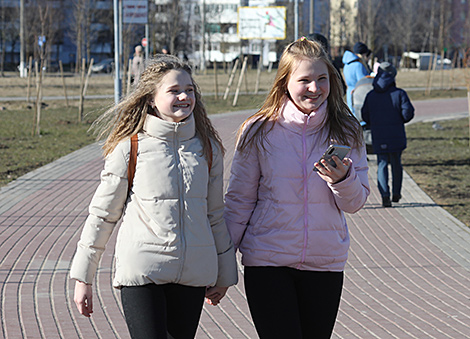 UNICEF to hold online safety webinars for Belarusian teenagers
