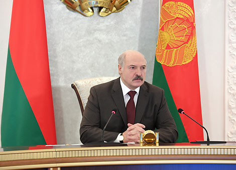 Lukashenko sees Belarus as only safe corridor between West and East